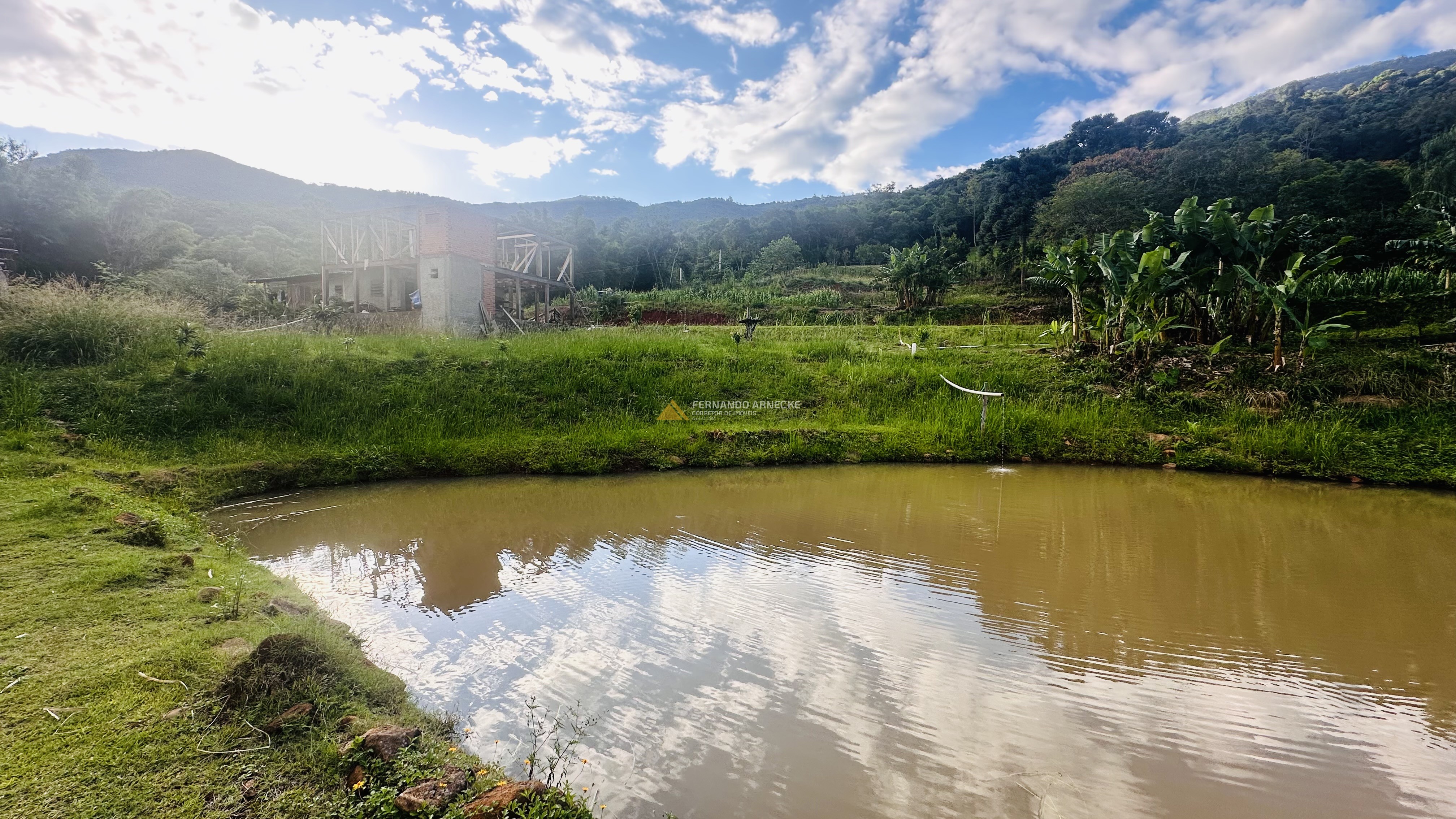 Sítio com Riacho em Solitária Baixa na Cidade de Igrejinha/RS